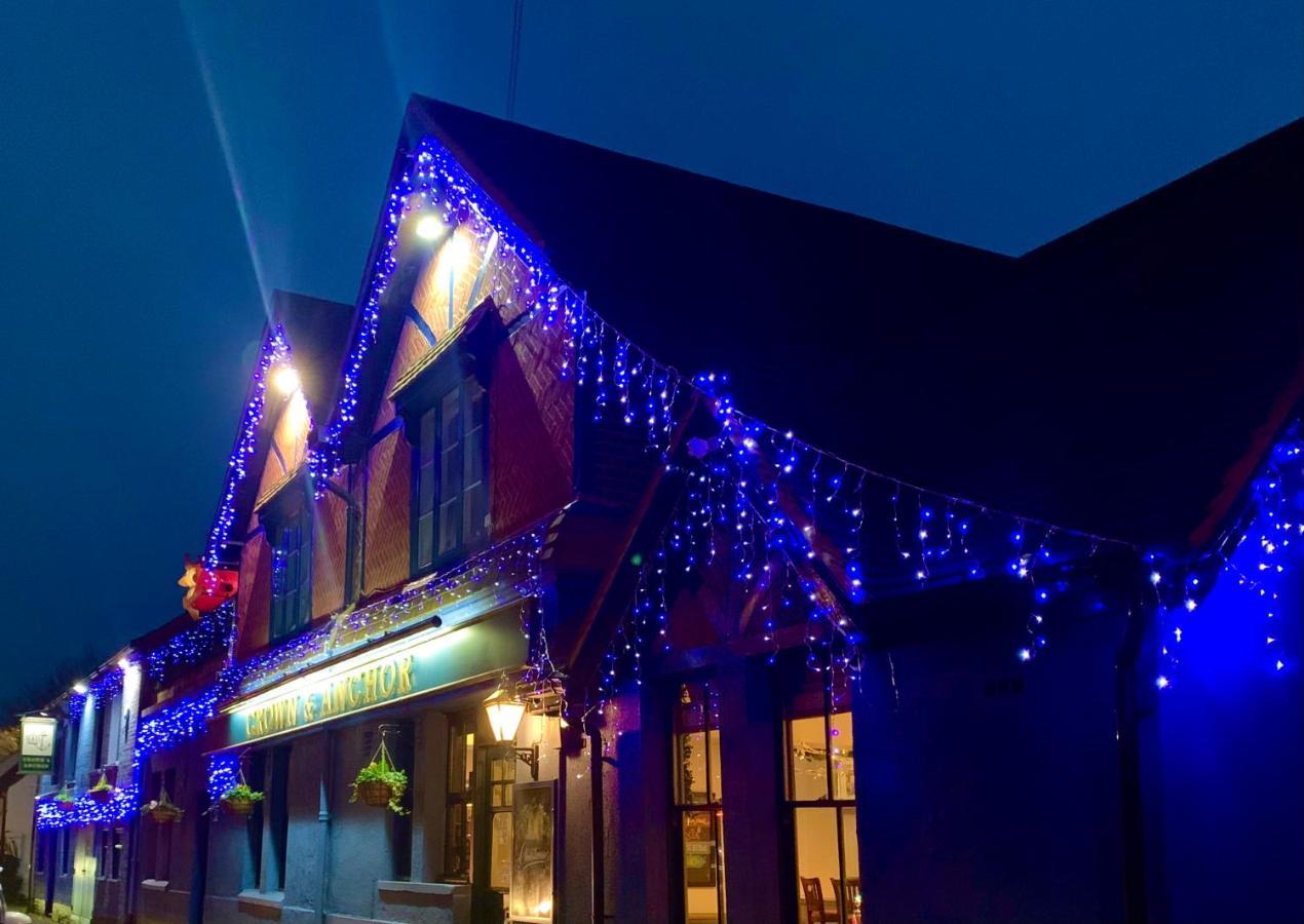 Crown & Anchor Otel Woking Dış mekan fotoğraf